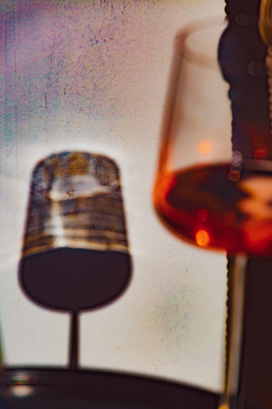 Ros&eacute;vin p&aring; terrassen #1 | Veggbilder | Fotokunst til salgs | Kunstfoto | Kunst | Foto | Bilde